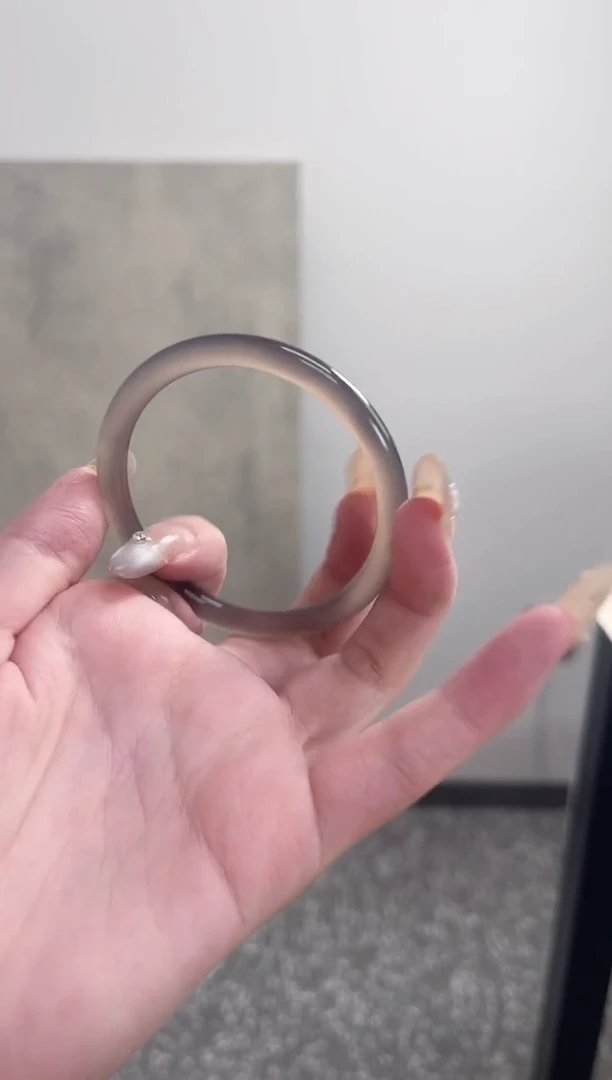 【闪购商品】玛瑙/玉髓手镯未镶嵌54-55圈