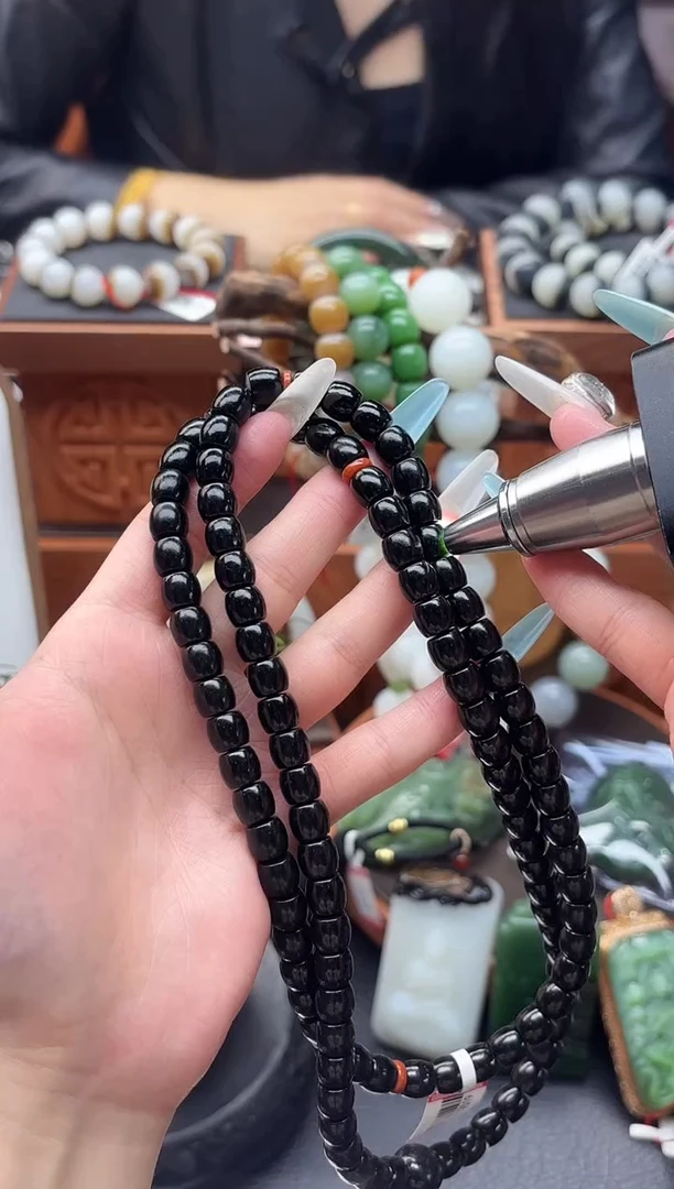 未镶嵌手串和田玉董小姐推荐 多样性发货 拍一发一zhq8