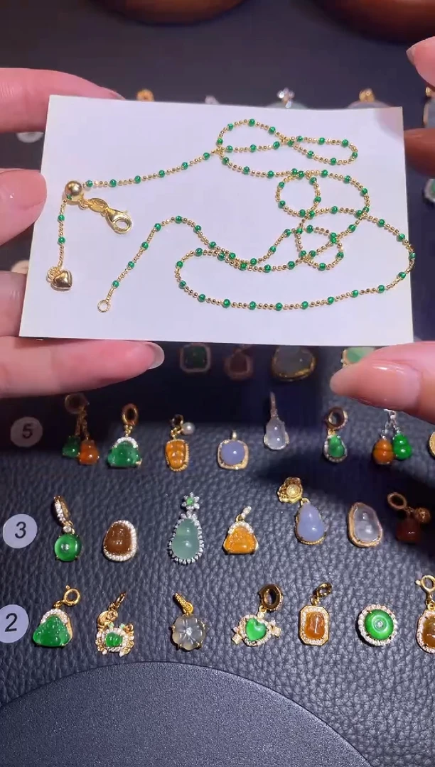 颈饰银S925镶嵌翡翠a货翡翠