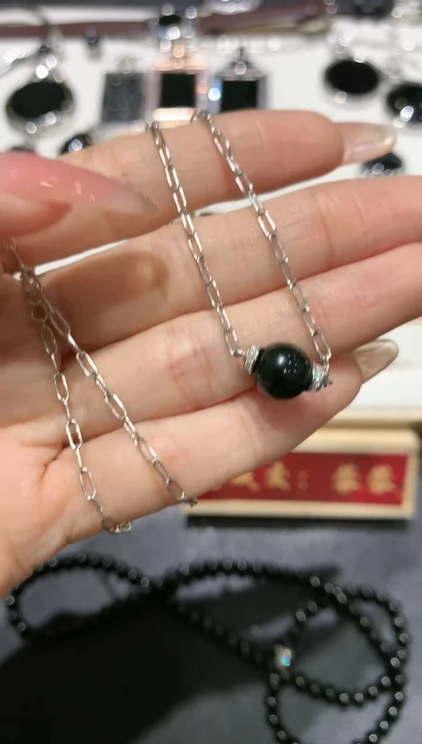 【闪购商品】翡翠吊坠(赠链)银S925镶嵌11多人多样性随机发货1件