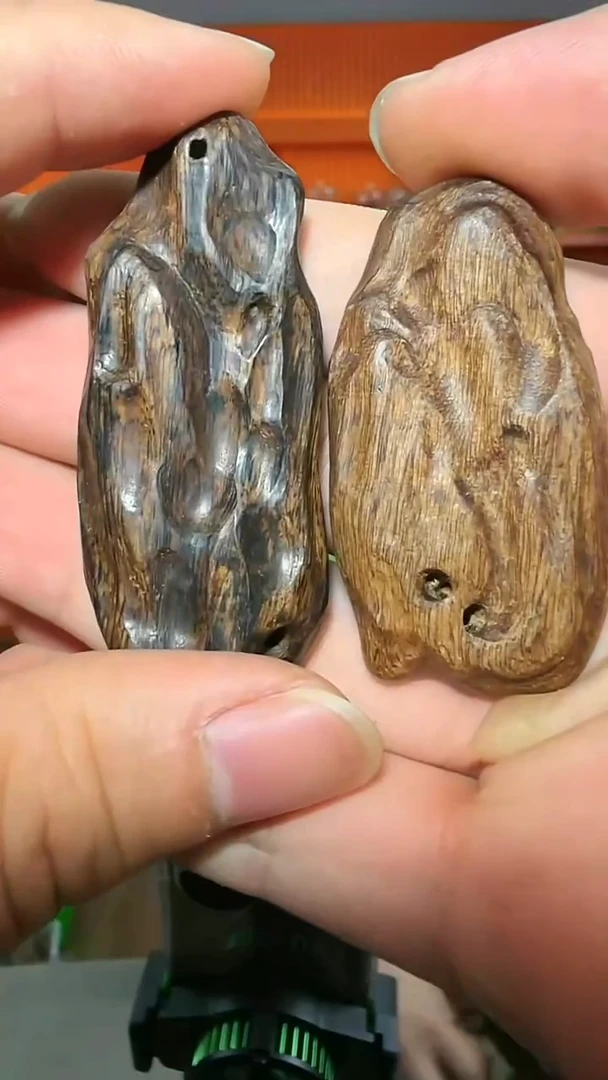 沉香吊坠225号紫伽罗发两个多样性发一