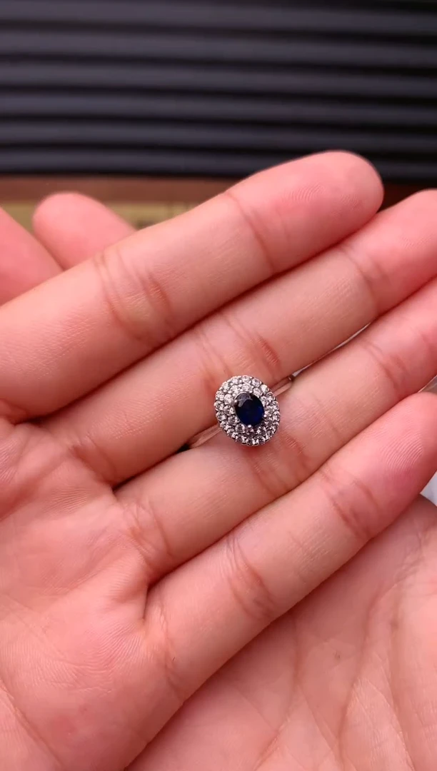 【闪购商品】蓝宝石戒指银S925镶嵌........