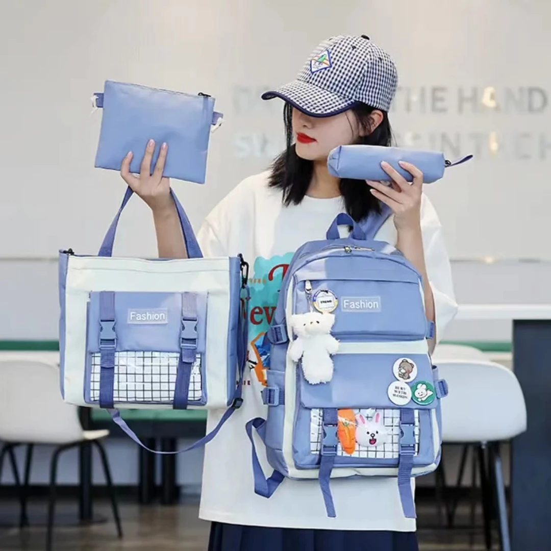 2025新款书包女初中生大容量双肩包韩版小学生校园双肩包四件套