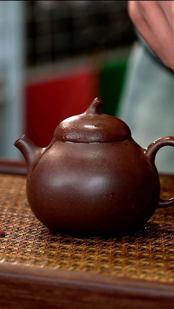 茶壶紫砂 LLJ    黑墩头     茄瓜      160cc