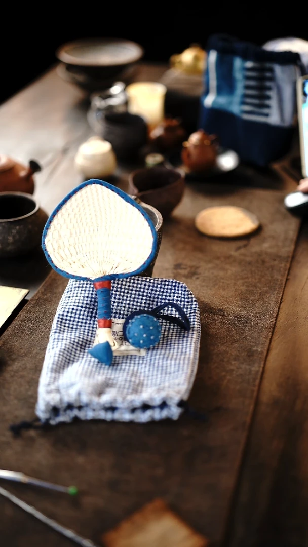 一套（香囊扇子收纳袋）