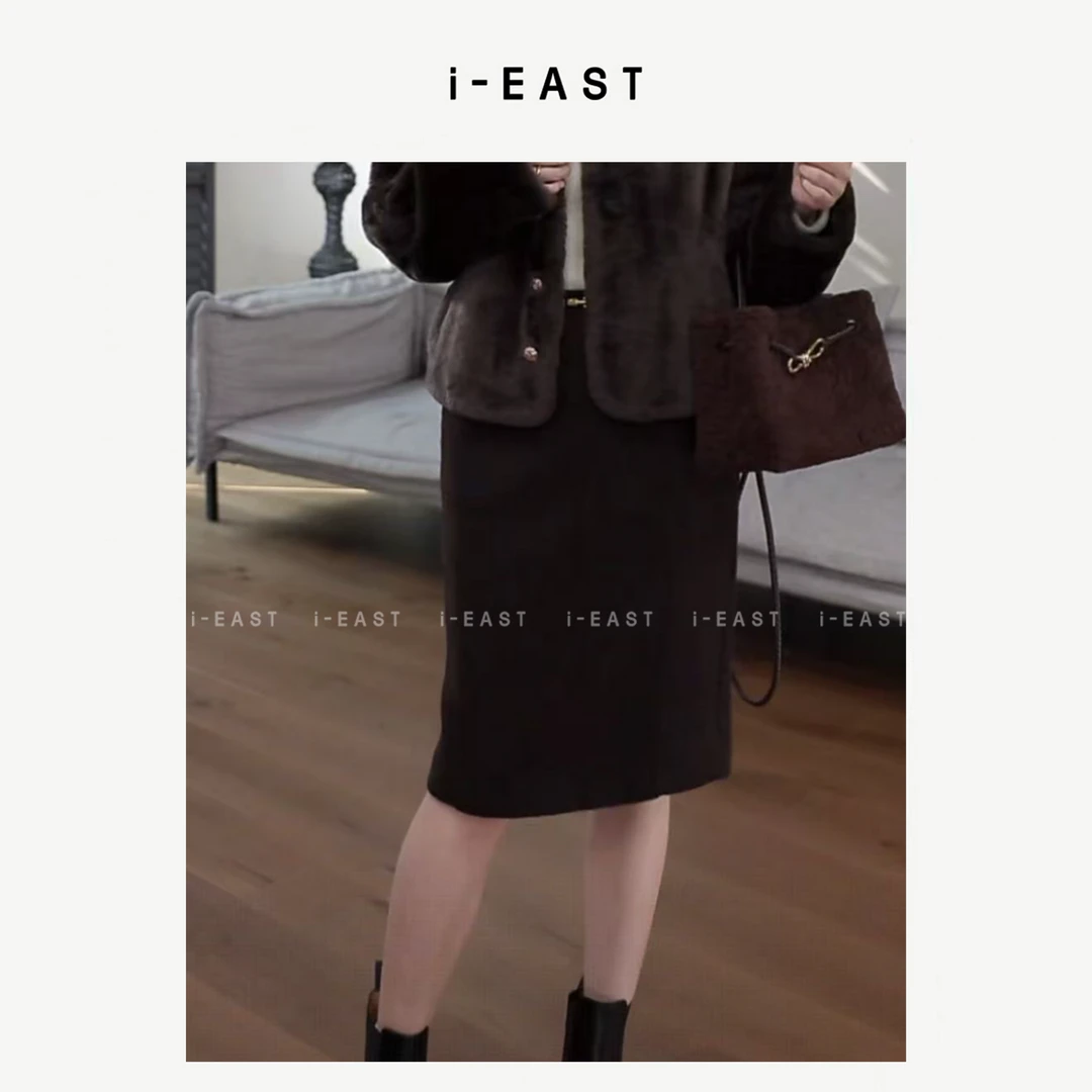i-EAST NN 极简高智~秋冬款极简百搭开叉半身裙-5D Q14635