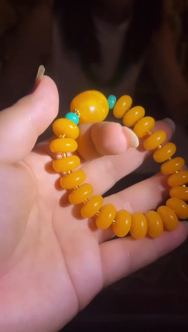 香榧木核桃手把件 两个.........