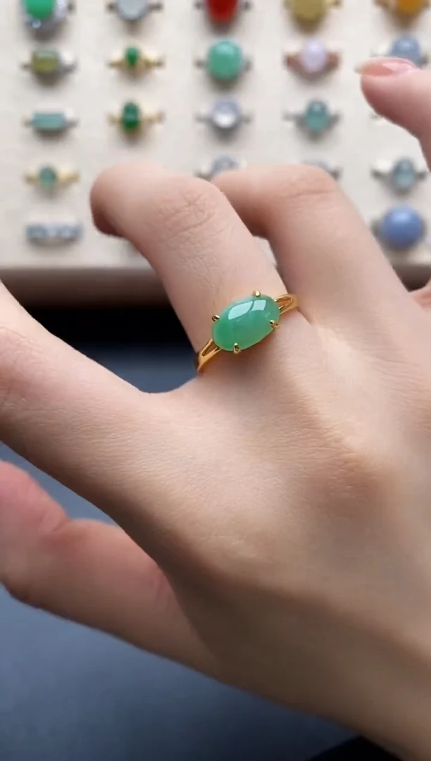 银S925镶嵌戒指翡翠一物一证一礼盒