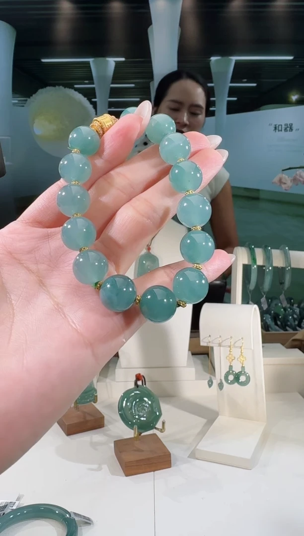 银S925镶嵌手链翡翠手串多样性发一