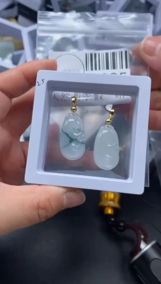 吊坠(不含链)未镶嵌翡翠2985