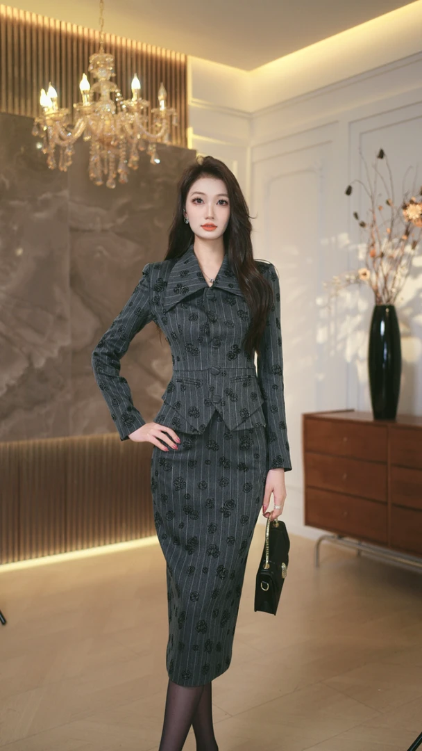 罗曼定制  原创设计显瘦轻奢轻熟风时尚套装女装气质套装设计师