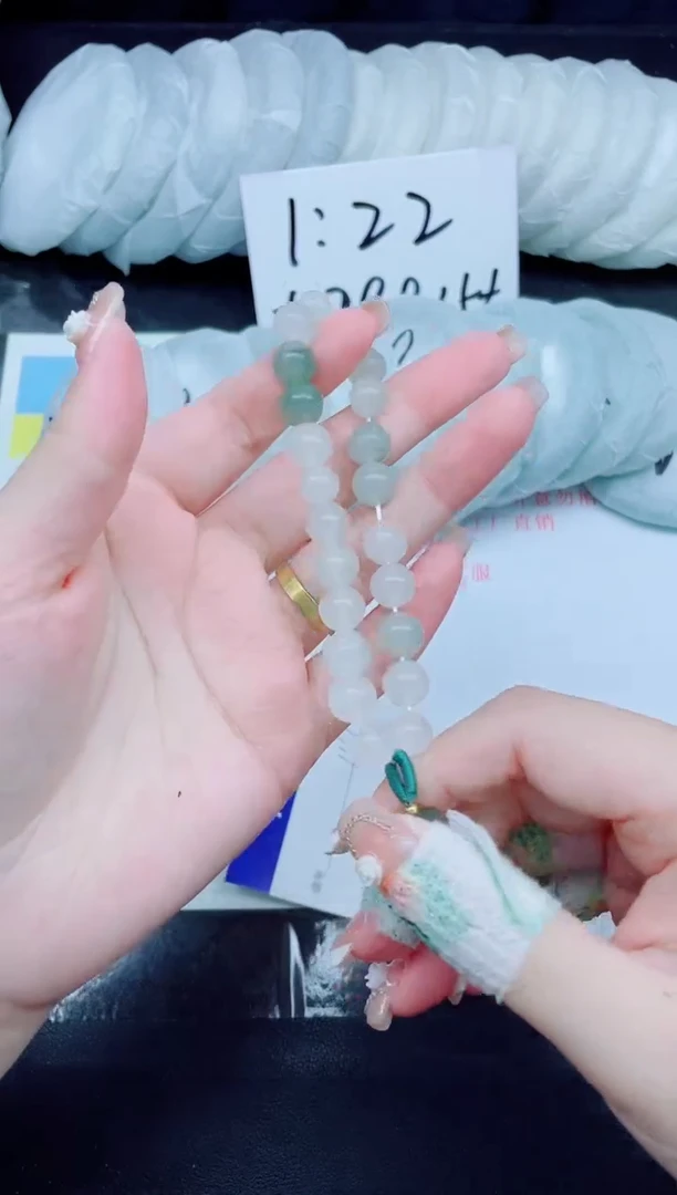 石英质玉手链未镶嵌999圆珠