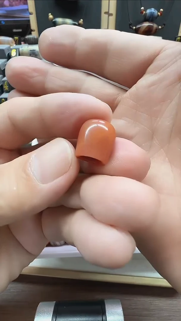 未镶嵌颈饰玛瑙/玉髓南红14*13