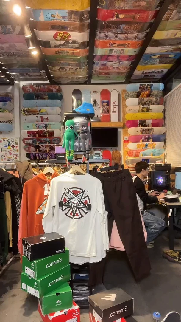 吊带indy和thrasher联名款长袖断码特价