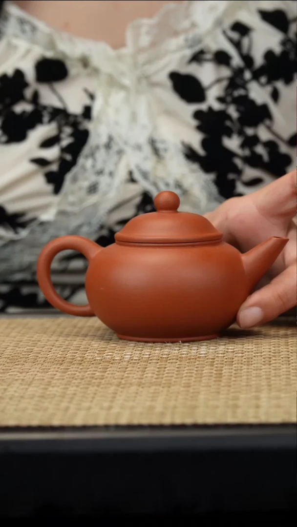 紫砂茶壶朱泥水平150cc/