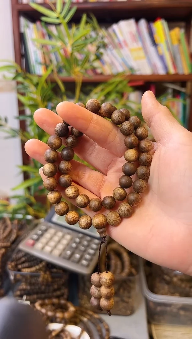 【闪购商品】沉香手串棋楠圆珠多圈