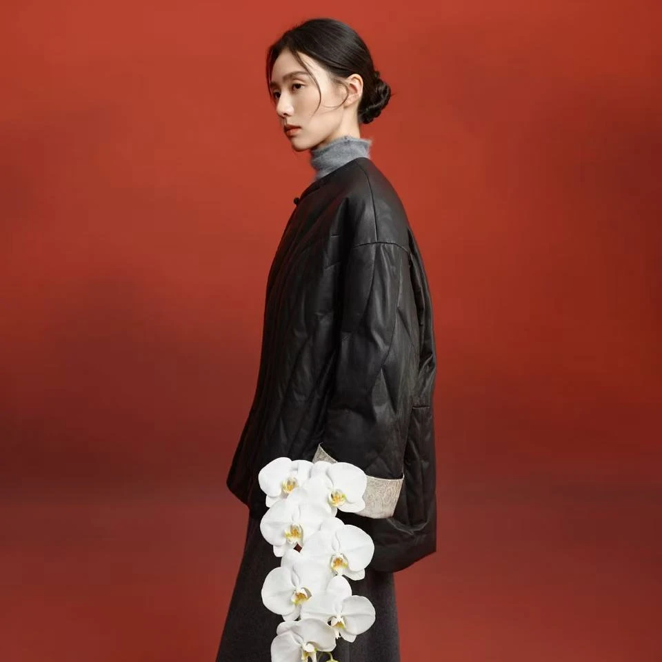 新中式斜襟盘扣皮质鹅绒外套女菱格绗缝羽绒服LUOJIAWANG【揽月】