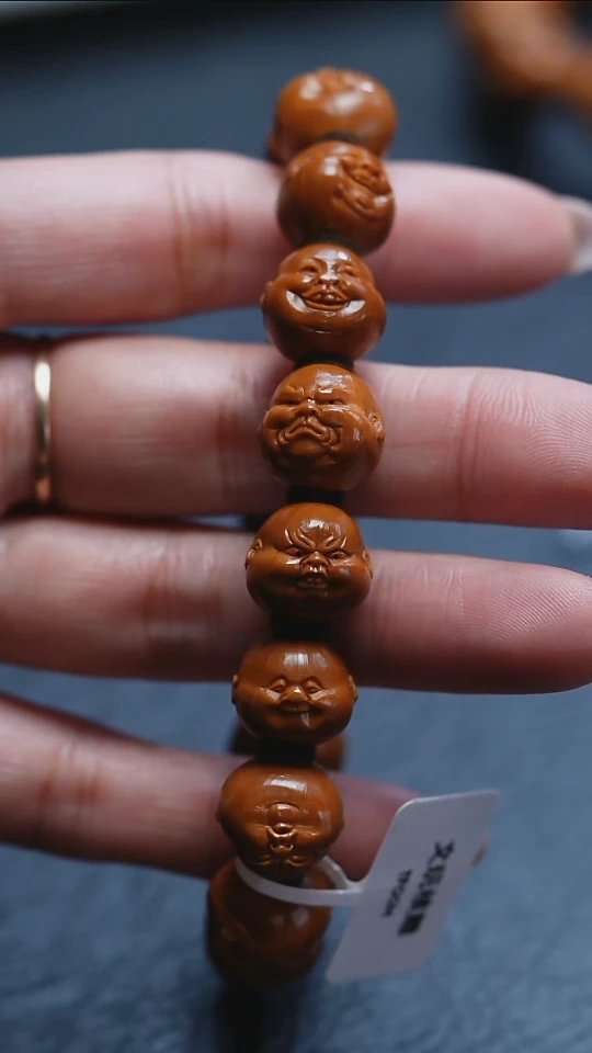 【闪购商品】橄榄核吊坠苏工橄榄核