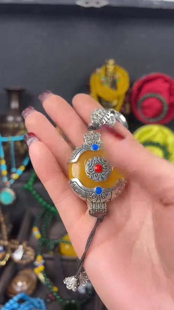 【闪购商品】蜜蜡手链未镶嵌吊坠