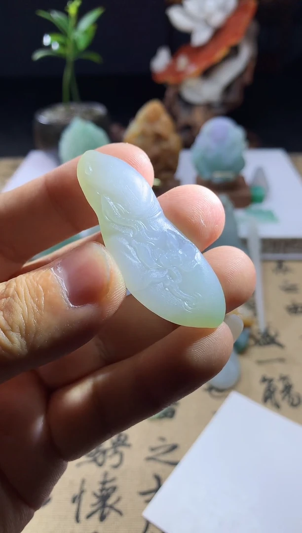 未镶嵌定制翡翠鱼