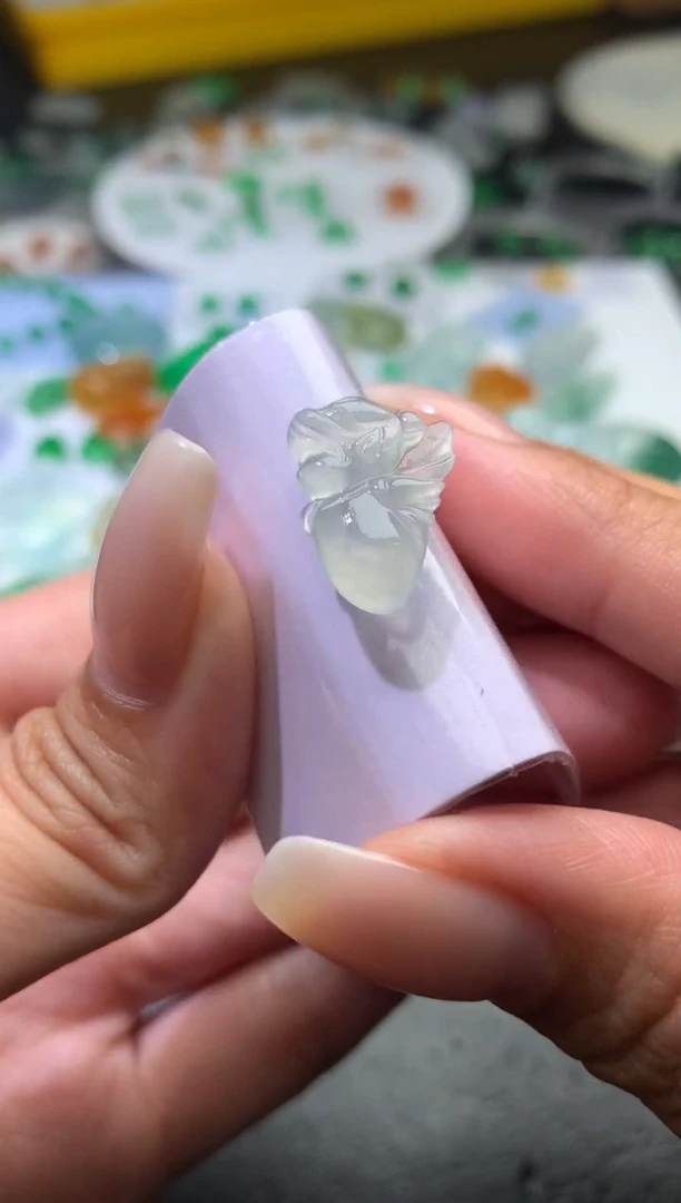 未镶嵌定制翡翠毛货 17-11.7-2.5