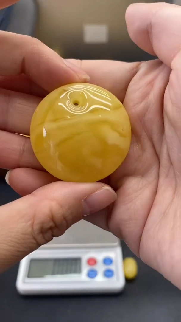 琥珀未镶嵌珠宝奇石1014