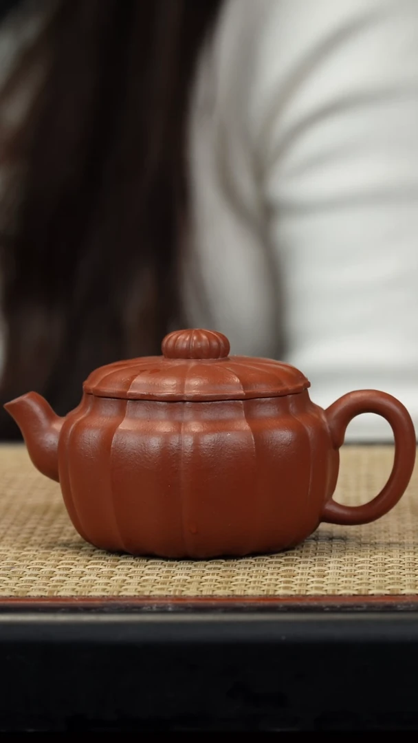 【闪购商品】紫砂茶壶小煤窑生砂朱和韵170c