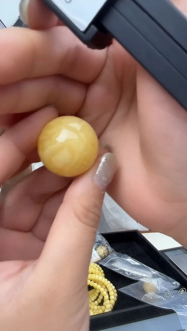 未镶嵌蜜蜡裸石蜜蜡吊坠