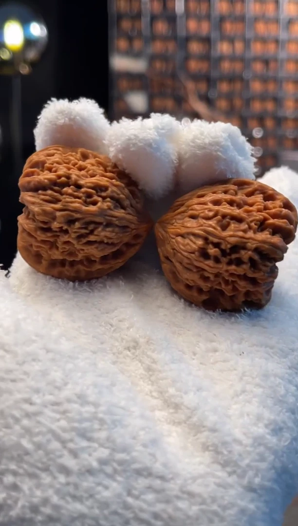 吊坠文玩核桃不*鱼南将