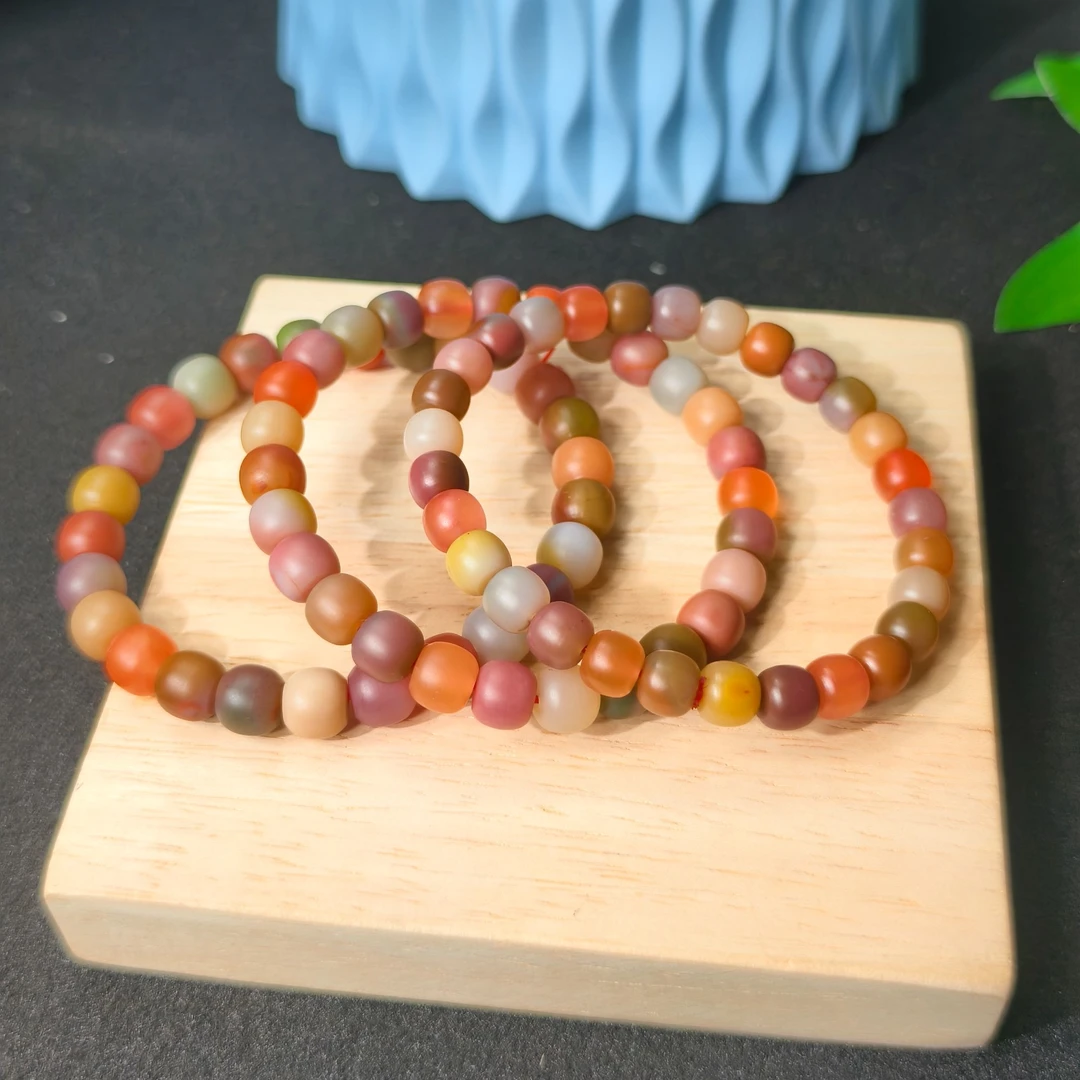 【马老师】约8mm彩虹盐源精工直切老型单圈手串多样性发一