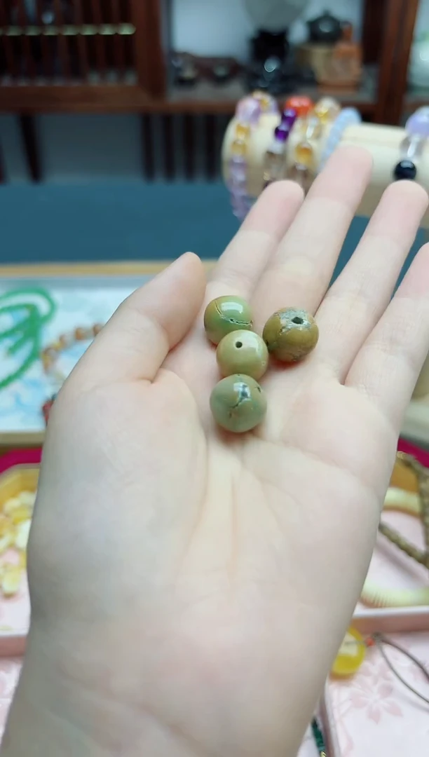 玛瑙/玉髓配饰未镶嵌玛瑙13mm配饰*1 YX 多样发一