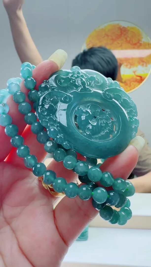 翡翠未镶嵌颈饰多样性随机发其一