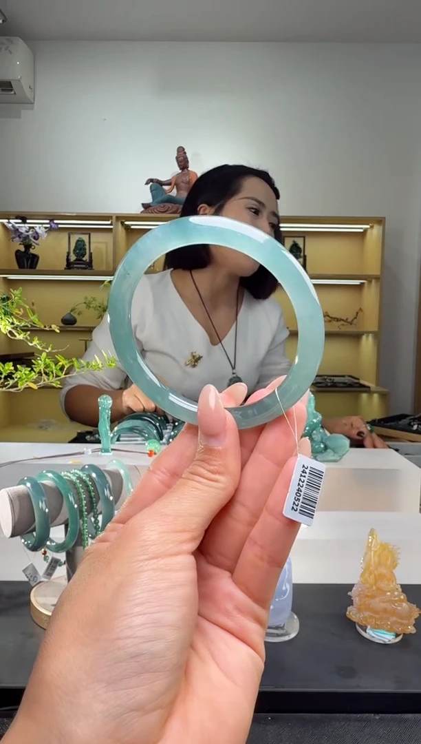 未镶嵌手镯翡翠59圈