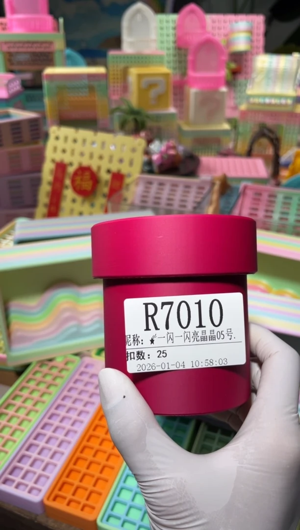 ?****.陌派有钳寄居蟹7010