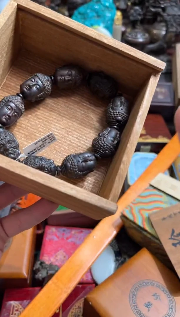 沉香碎屑沉香木——————春春春春251附带木盒