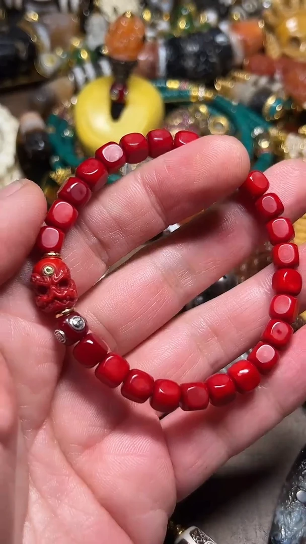 鹿骨手串/手链海**明天狗红灯泡顶珠六方手串