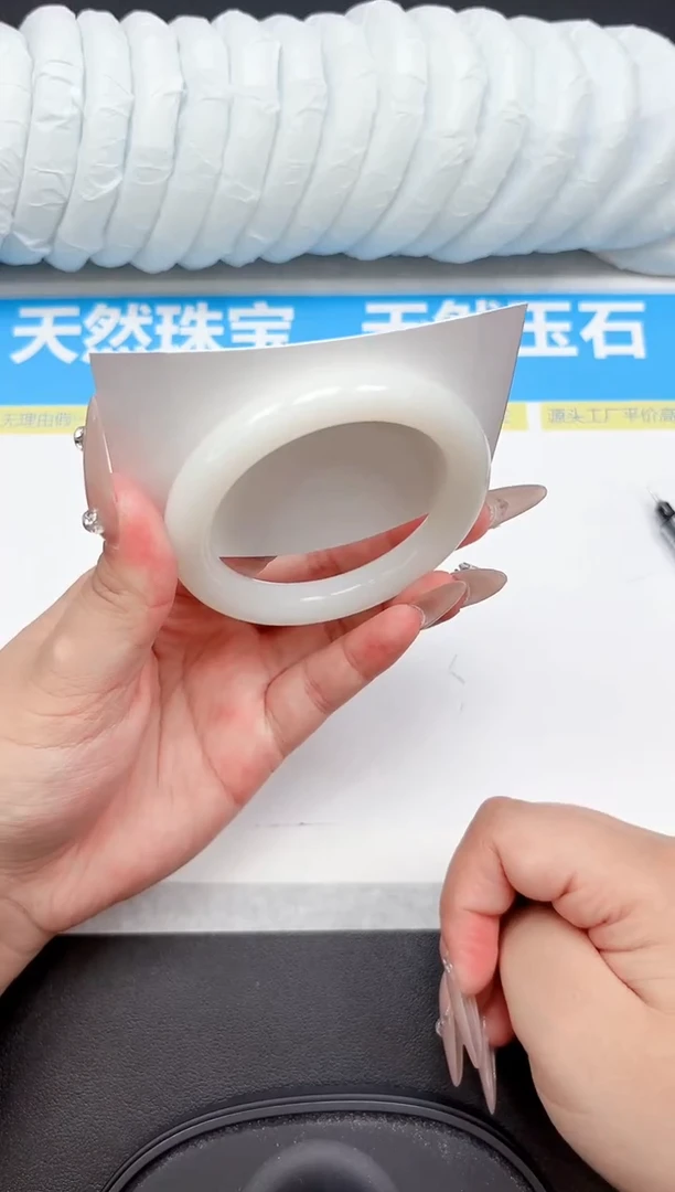 未镶嵌手镯石英质玉A55-53.5