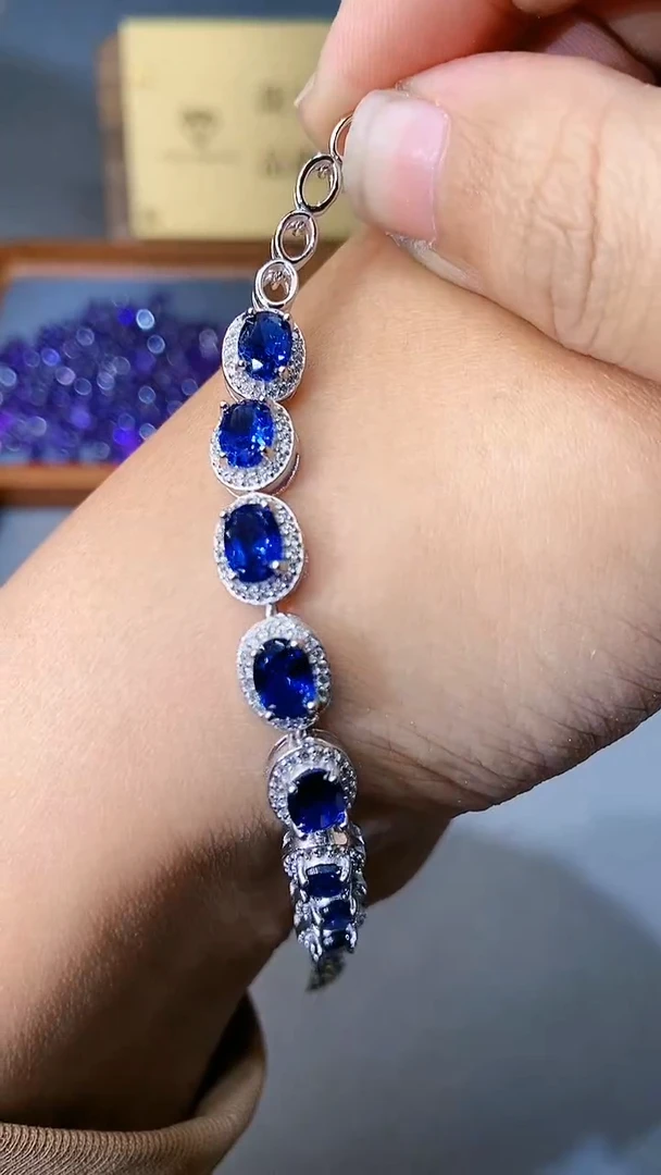 【闪购商品】蓝宝石手链银S925镶嵌354