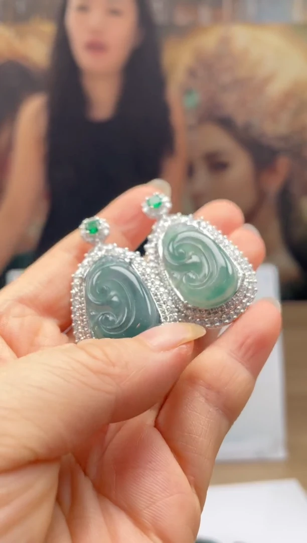 翡翠未镶嵌颈饰多样性发货 (只发一件) *MC15