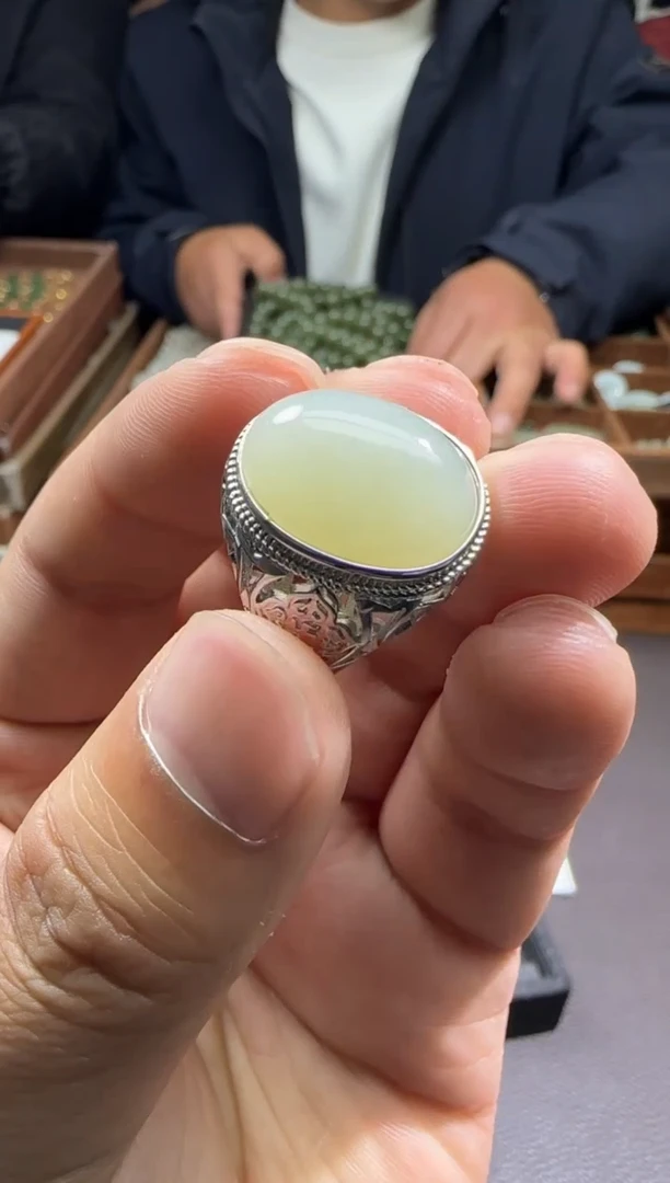 【闪购商品】和田玉【海217】03合金9001