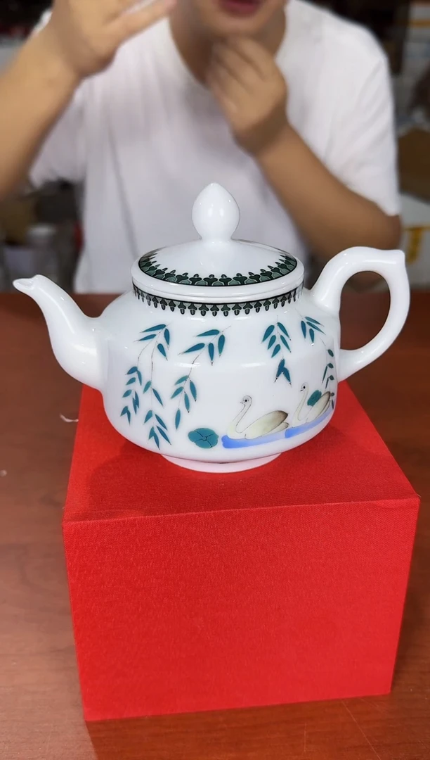 004函夏非遗釉下五彩天鹅鹅潭夜月茶壶