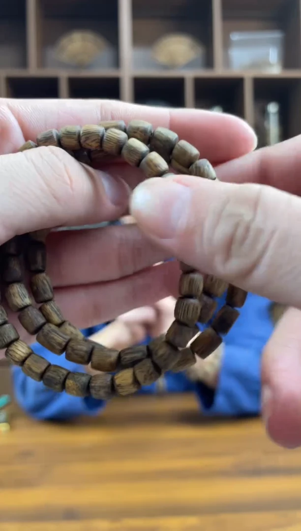 沉香沉香碎屑奇楠沉香随型桶珠单圈