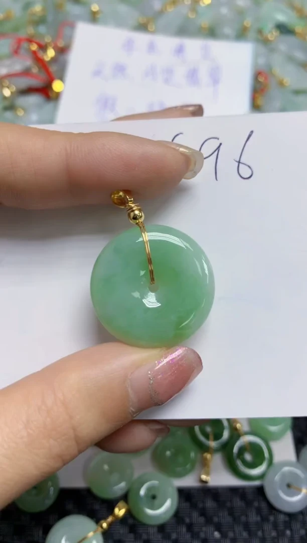 【闪购商品】翡翠颈饰合金天然A货翡翠