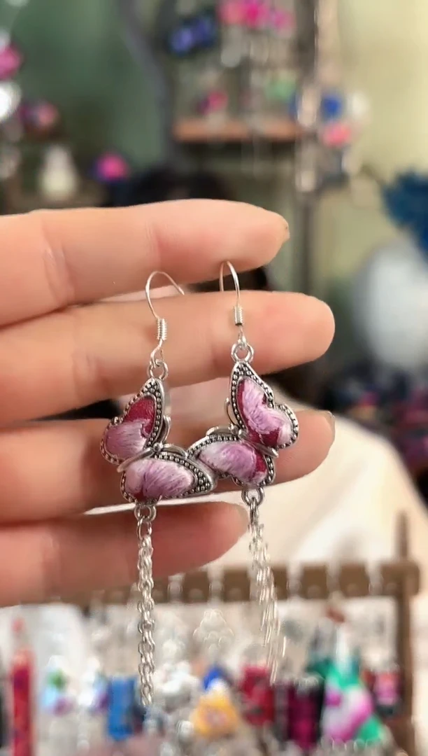 彩云南阁非遗老绣苗银饰品524