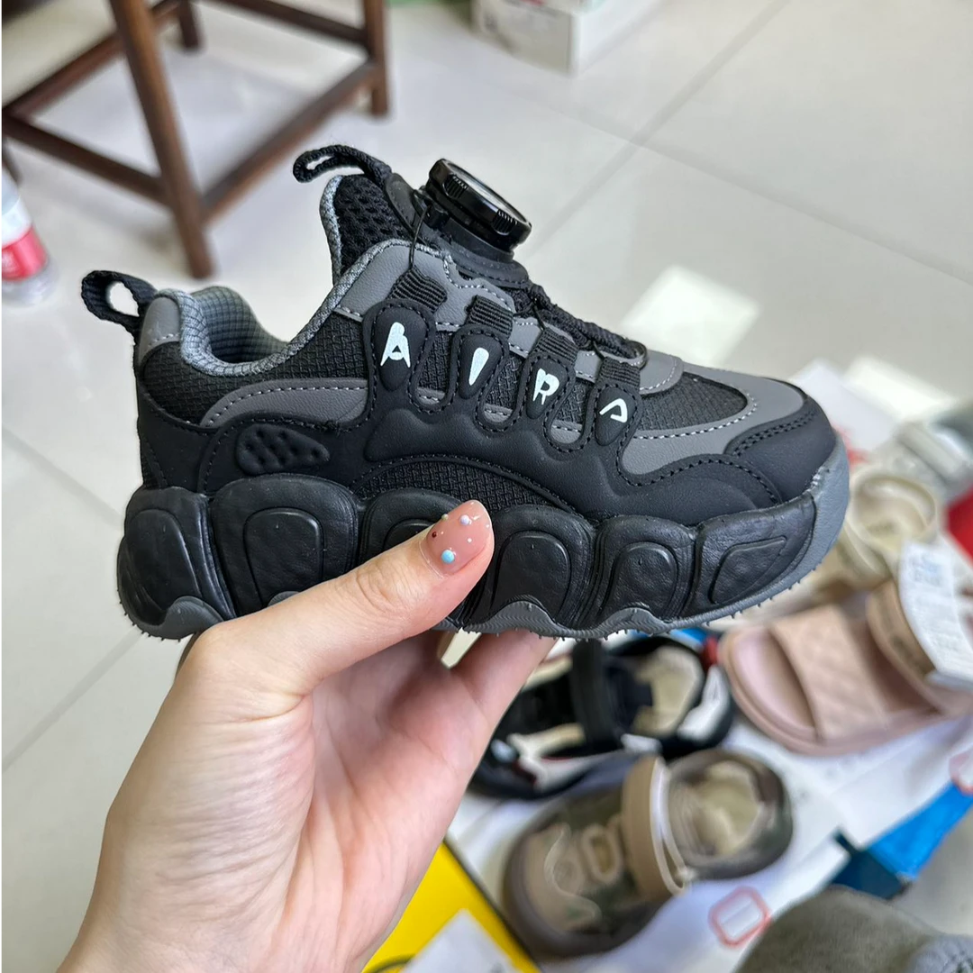 8116高端四季款舒适运动鞋黑色（温州童鞋）