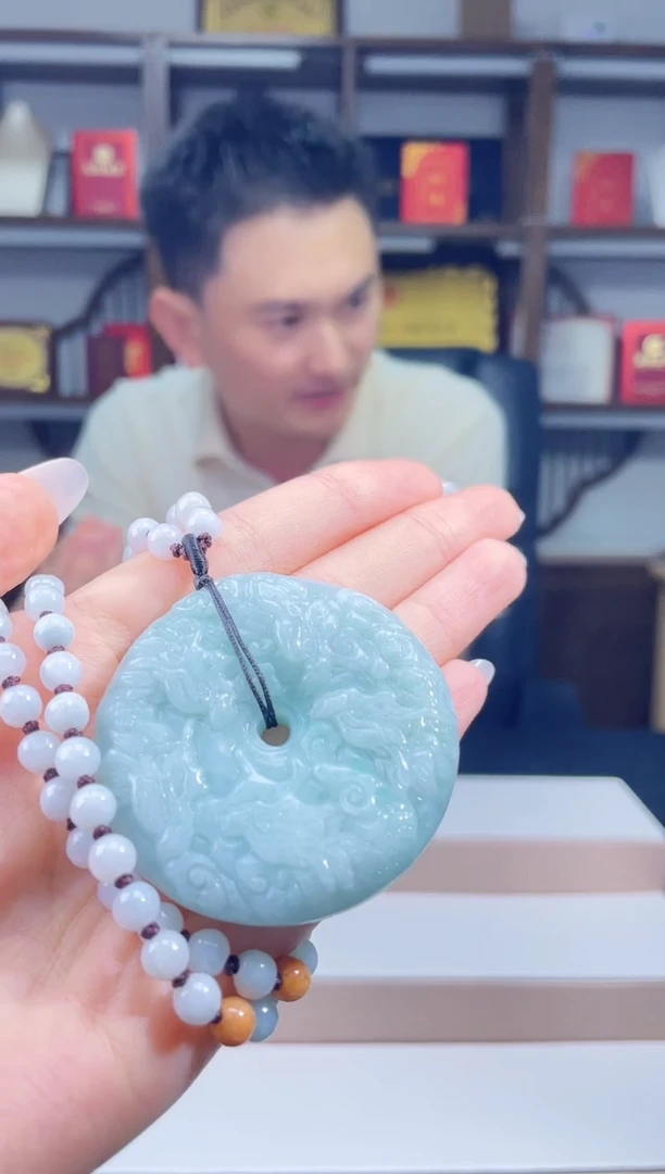 吊坠(赠链)未镶嵌翡翠天然A货翡翠多样性发其一JYZY-10.11-16