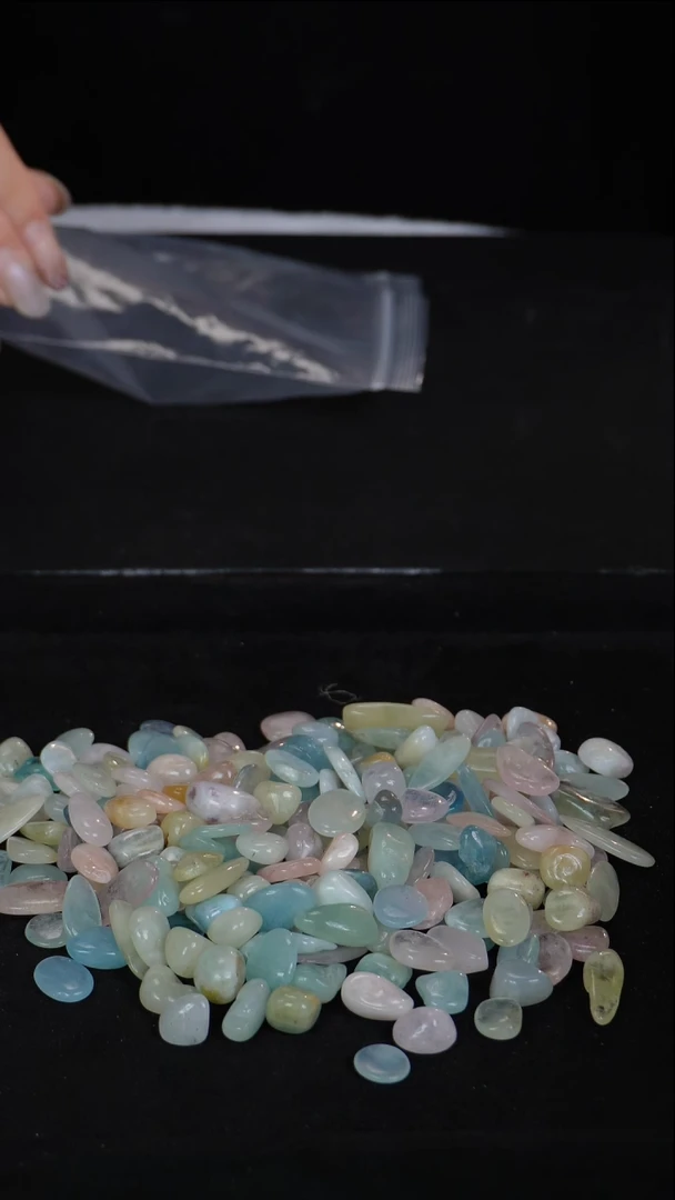 未镶嵌珠宝半成品水晶摩 根 石碎石200g一袋多样性发货