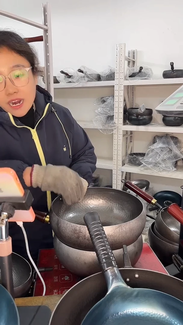 熟铁大****福22的大肚锅