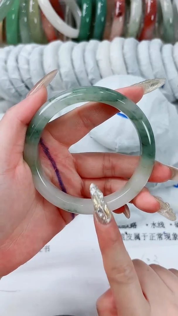 石英质玉手镯未镶嵌103-60