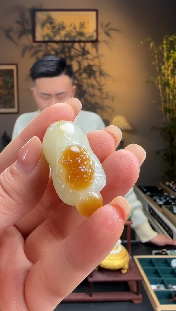 未镶嵌和田玉挂件g54糖白小狮子